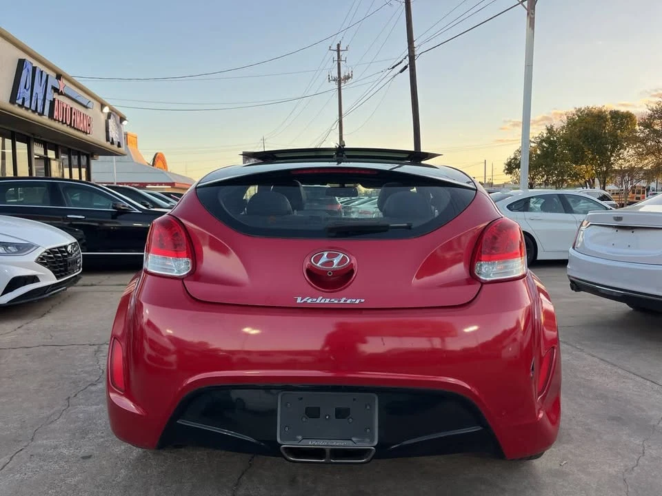 2016 Hyundai Veloster - Image 3 of 10