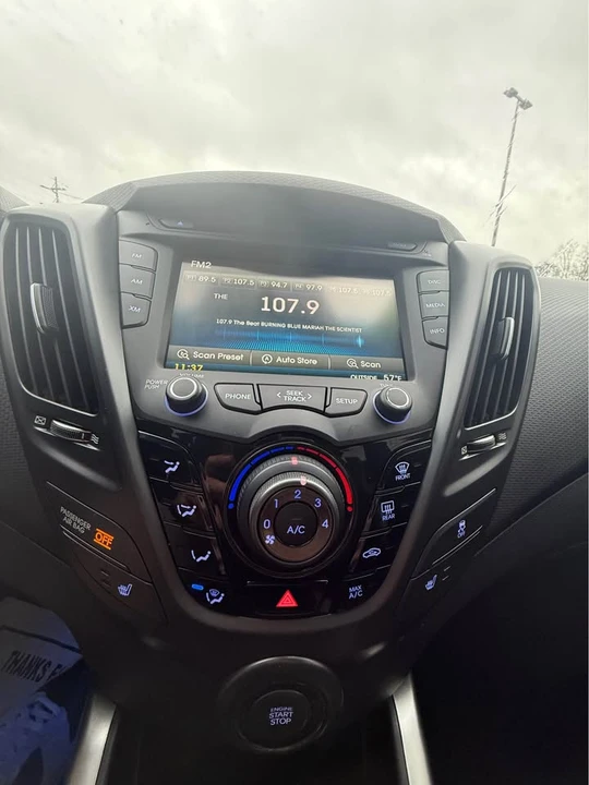 2016 Hyundai Veloster - Image 17 of 19
