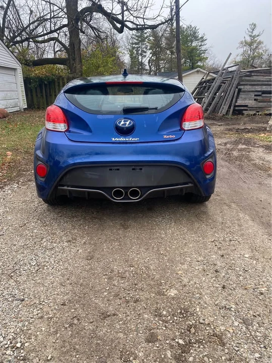 2016 Hyundai Veloster - Image 4 of 12