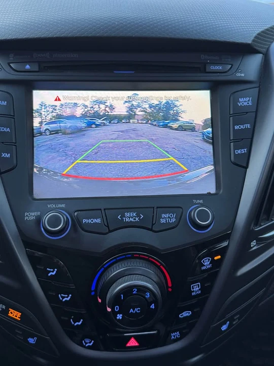 2016 Hyundai Veloster - Image 11 of 13
