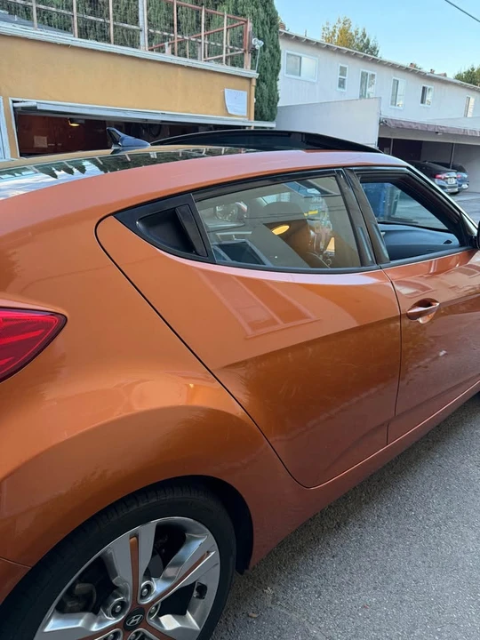 2016 Hyundai Veloster - Image 4 of 12