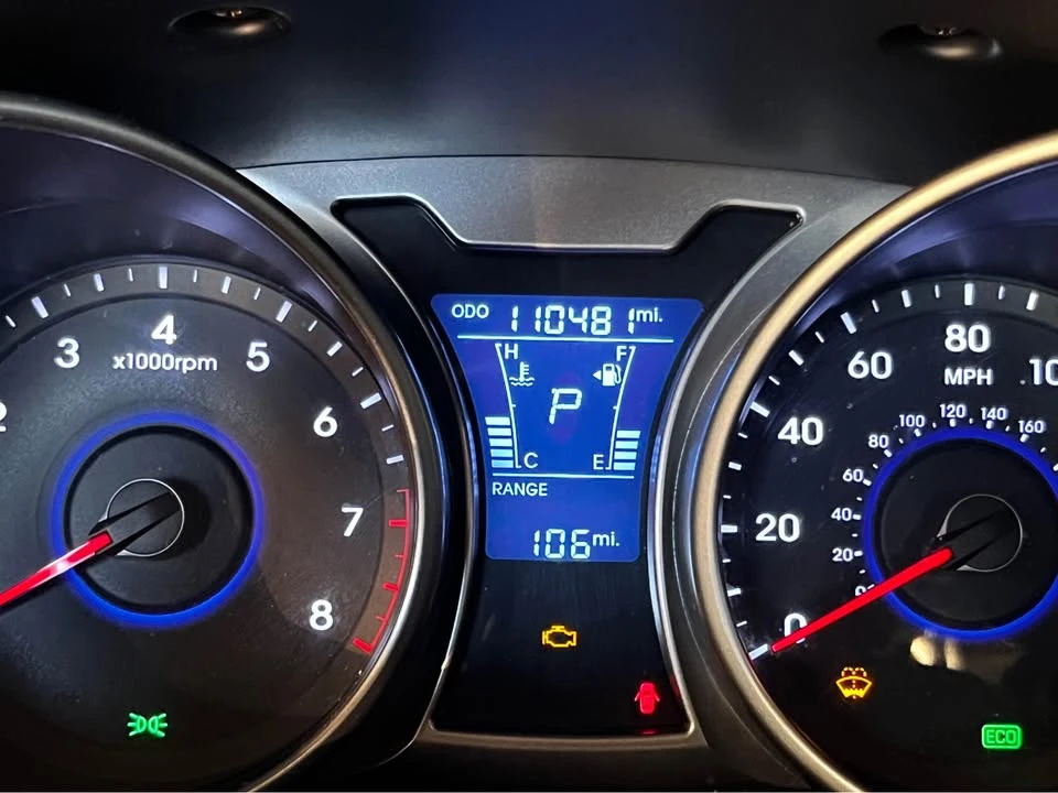 2016 Hyundai Veloster - Image 8 of 9