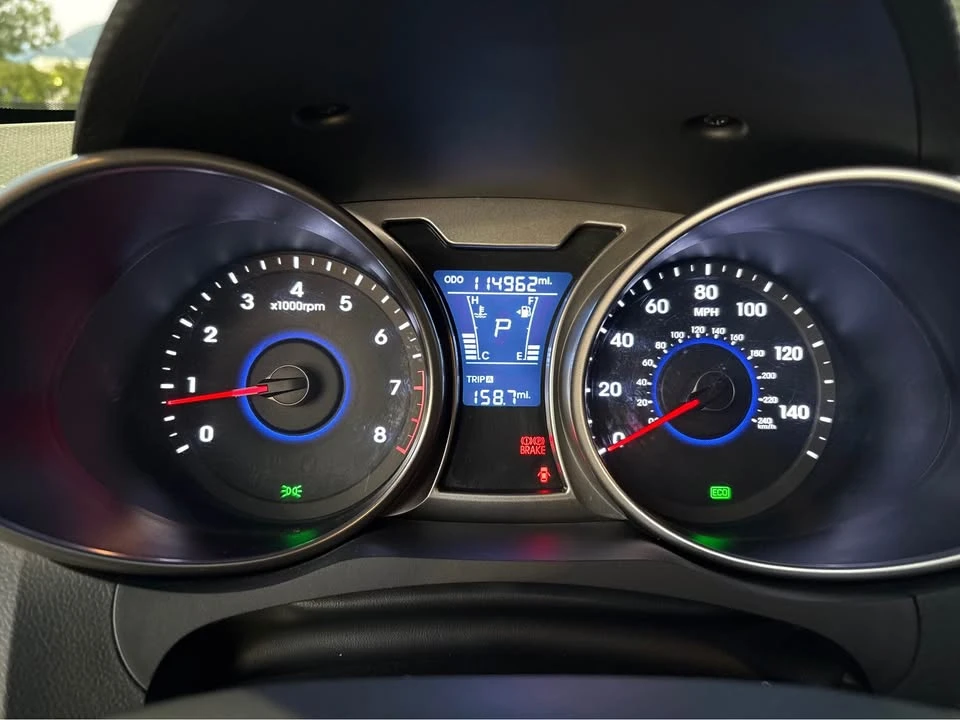 2016 Hyundai Veloster - Image 12 of 17