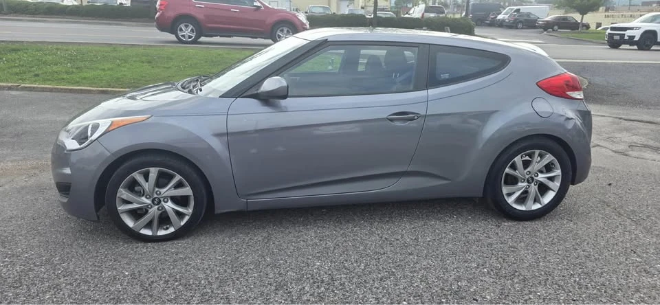 2016 Hyundai Veloster - Image 6 of 6