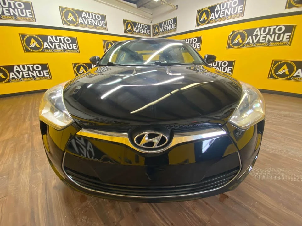 2016 Hyundai Veloster - Image 10 of 20