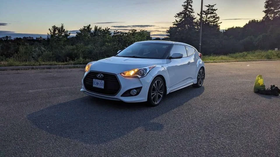 2016 Hyundai Veloster - Image 19 of 20
