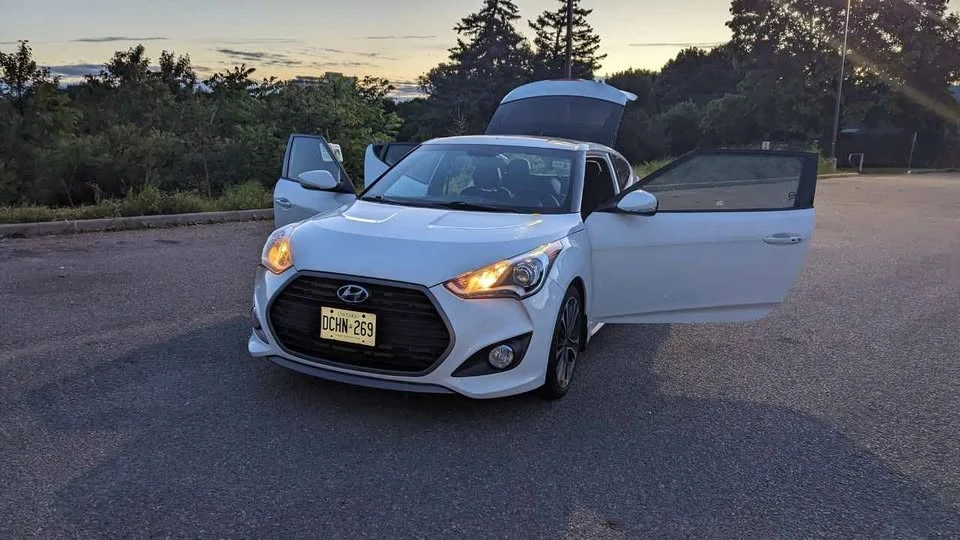 2016 Hyundai Veloster - Image 18 of 20