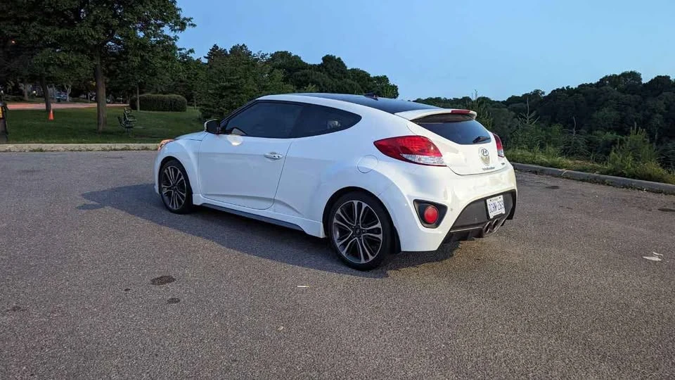 2016 Hyundai Veloster - Image 5 of 20