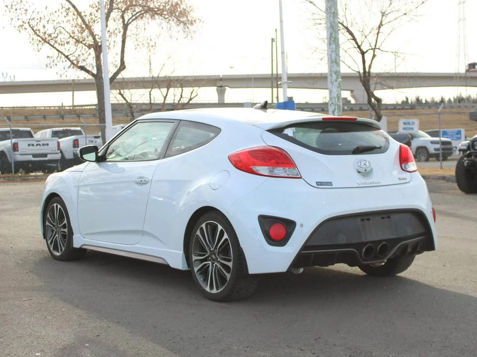 2016 Hyundai Veloster - Image 2 of 8