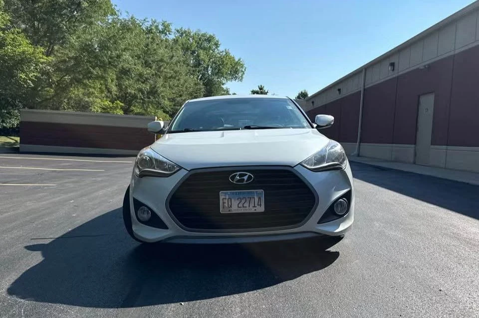 2016 Hyundai Veloster - Image 6 of 11