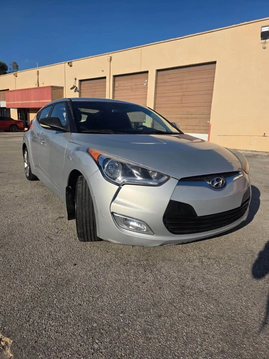 2016 Hyundai Veloster - Image 6 of 18