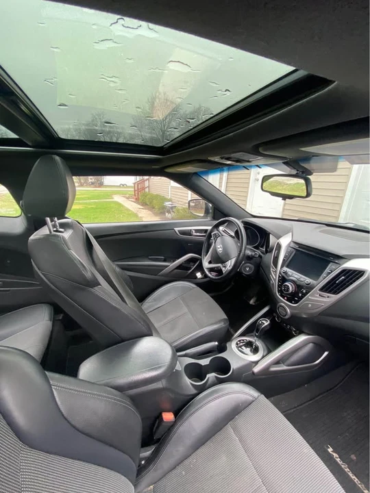 2016 Hyundai Veloster - Image 3 of 7