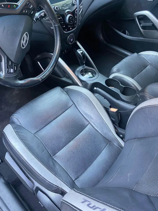 2016 Hyundai Veloster - Image 3 of 17