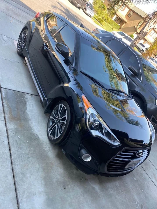 2016 Hyundai Veloster - Image 9 of 17