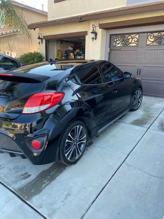 2016 Hyundai Veloster - Image 11 of 17