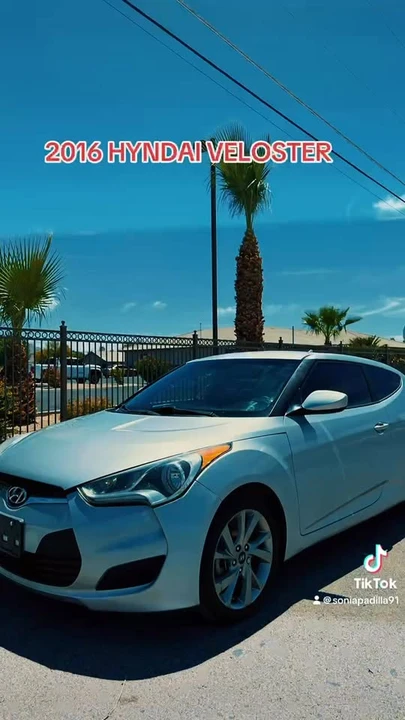 2016 Hyundai Veloster - Image 9 of 9
