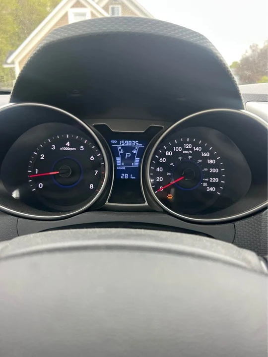 2016 Hyundai Veloster - Image 7 of 7