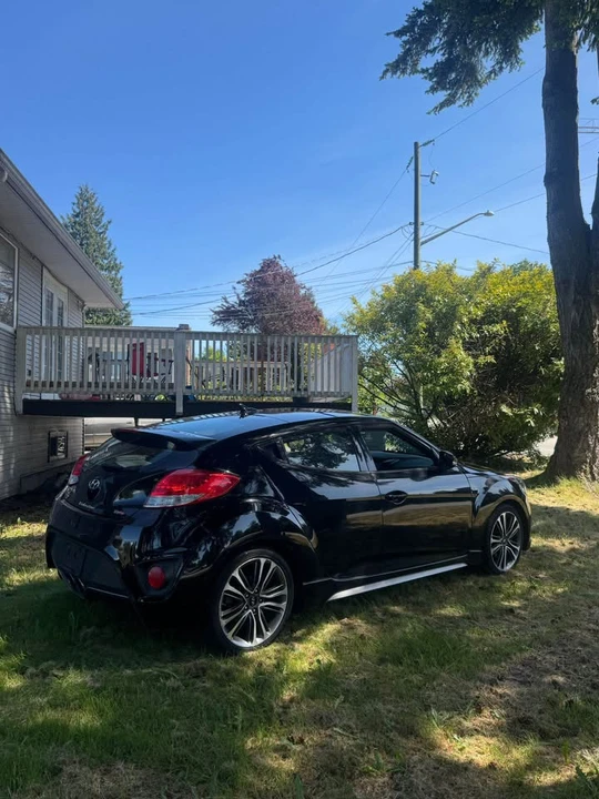 2016 Hyundai Veloster - Image 5 of 11