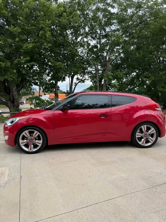 2016 Hyundai Veloster - Image 5 of 14
