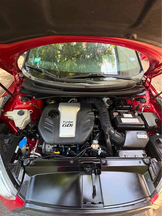 2016 Hyundai Veloster - Image 4 of 8