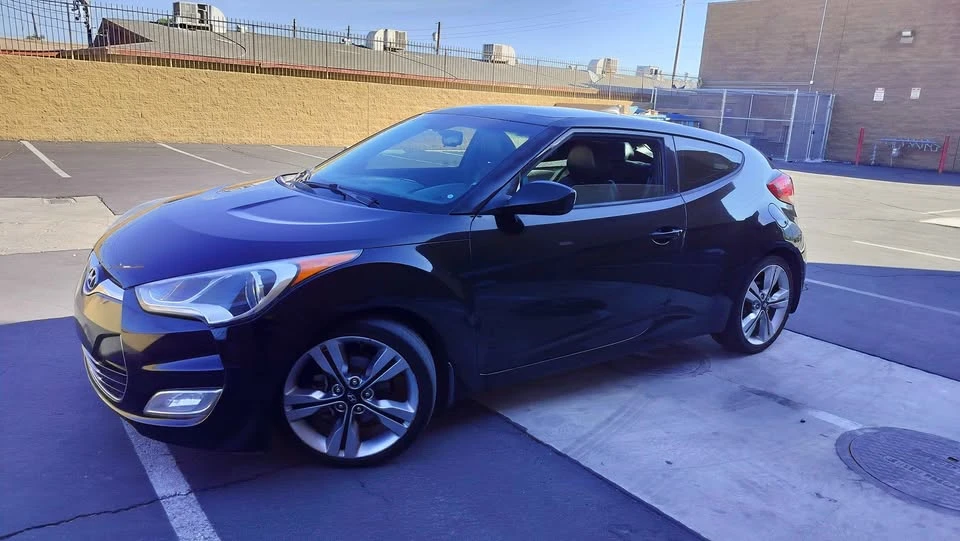 2016 Hyundai Veloster - Image 3 of 12