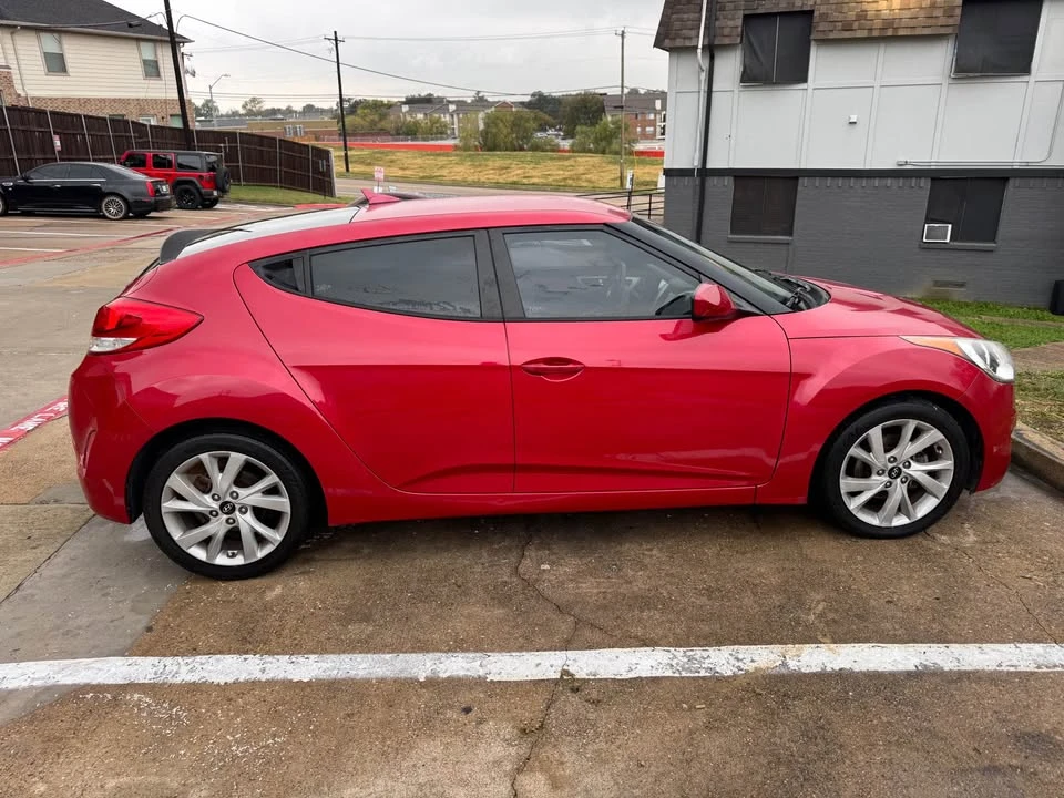 2016 Hyundai - Image 4 of 7