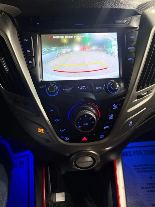 2016 Hyundai Veloster - Image 4 of 4
