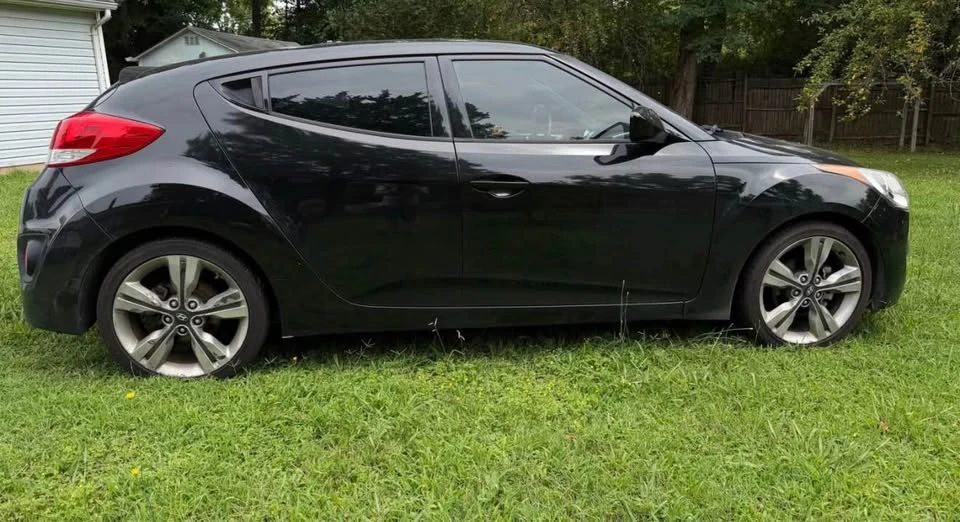 2016 Hyundai Veloster - Image 5 of 16