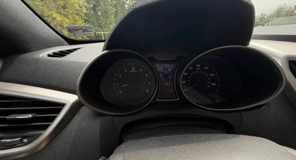 2016 Hyundai Veloster - Image 14 of 16