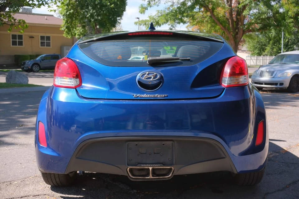 2016 Hyundai Veloster - Image 5 of 17