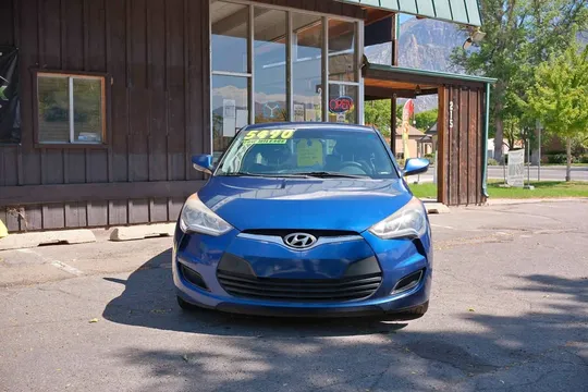 2016 Hyundai Veloster 2.0 Coupe 3D