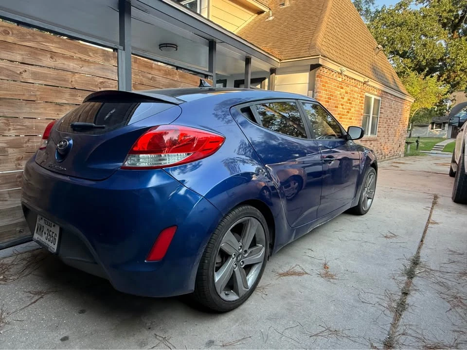 2016 Hyundai Veloster - Image 4 of 6
