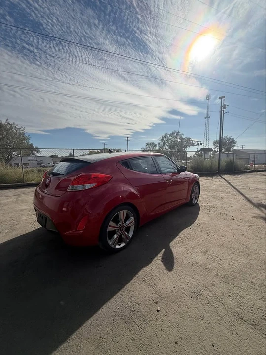 2016 Hyundai Veloster - Image 3 of 8