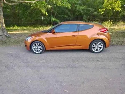 2016 Hyundai Veloster 2.0 Coupe 3D
