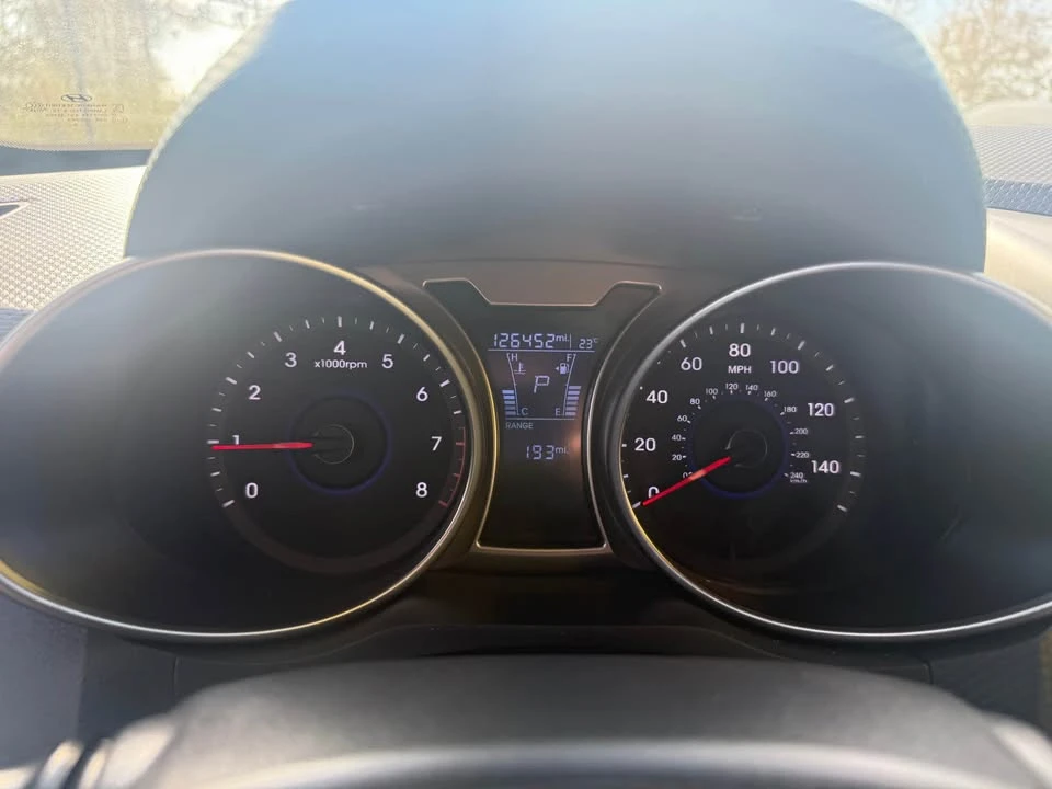 2016 Hyundai Veloster - Image 8 of 8