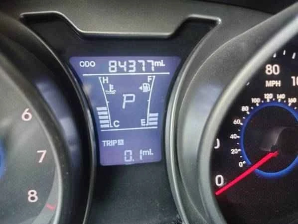 2016 Hyundai Veloster - Image 17 of 20