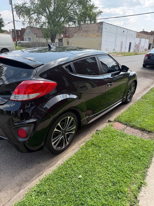 2016 Hyundai Veloster - Image 5 of 9