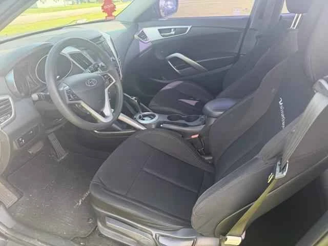 2016 Hyundai Veloster - Image 3 of 12