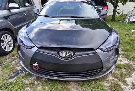 2016 Hyundai Veloster 2.0 Coupe 3D