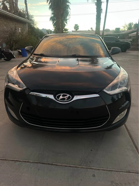 2016 Hyundai Veloster - Image 2 of 10