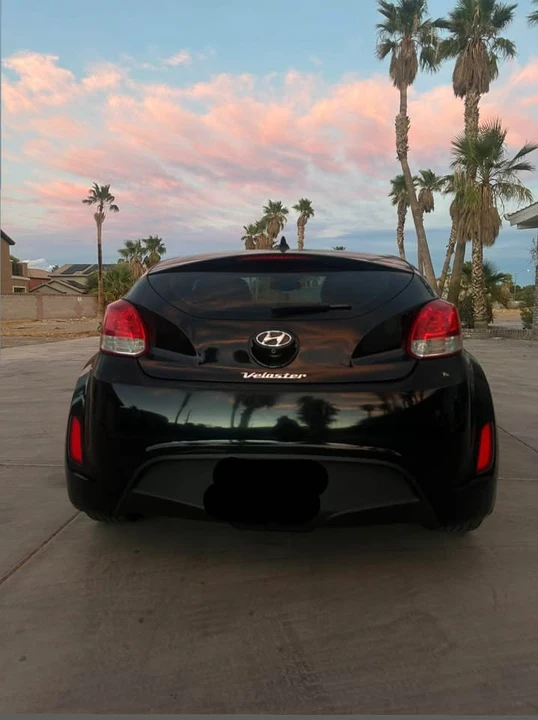 2016 Hyundai Veloster - Image 10 of 10