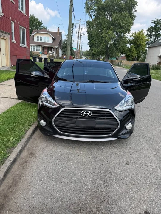 2016 Hyundai Veloster - Image 3 of 9