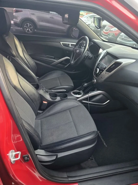 2016 Hyundai Veloster - Image 4 of 20