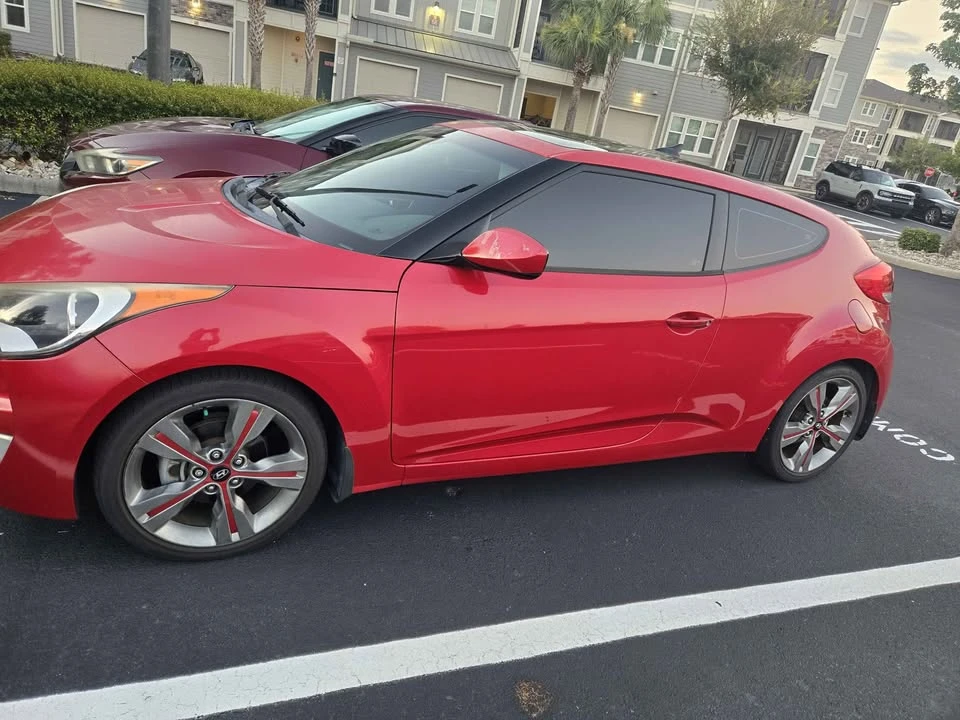 2016 Hyundai Veloster - Image 14 of 20