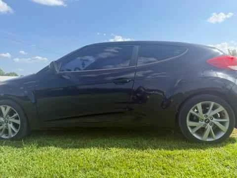2016 Hyundai Veloster - Image 8 of 12
