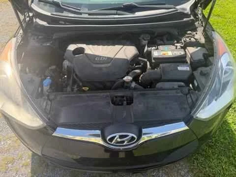 2016 Hyundai Veloster - Image 7 of 12