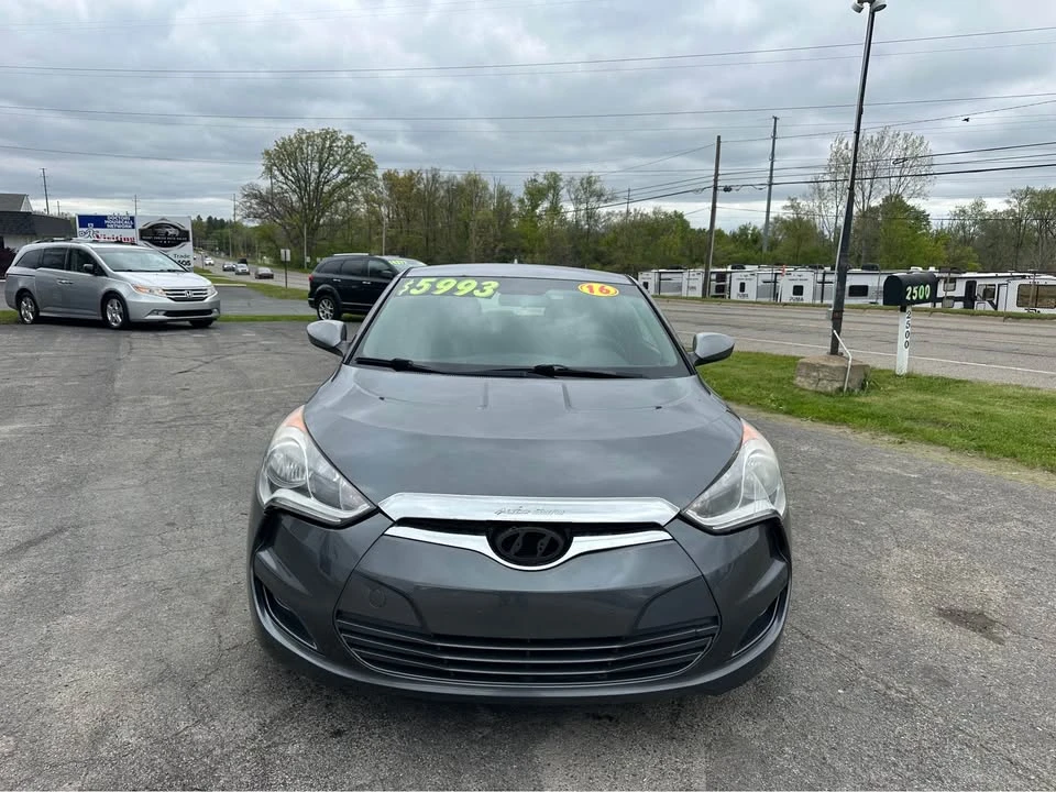 2016 Hyundai Veloster - Image 8 of 14