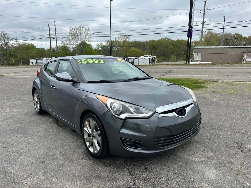 2016 Hyundai Veloster - Image 7 of 14