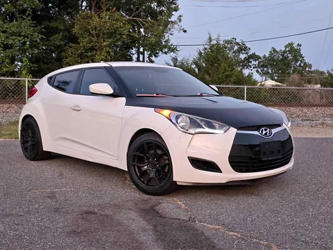 2016 Hyundai Veloster 2.0 Premium Coupe 3D