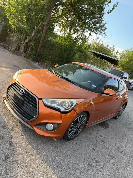 2016 Hyundai Veloster - Image 3 of 9